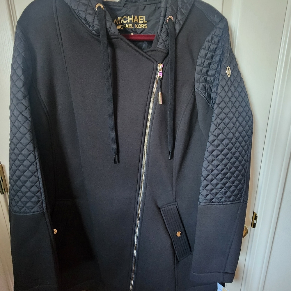 Womens Michael Kors Black Coat with Hood. 1X. NWT